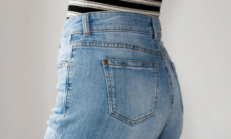 Mom Jeans Pantolonlar Yeniden Yükselişe Geçti!